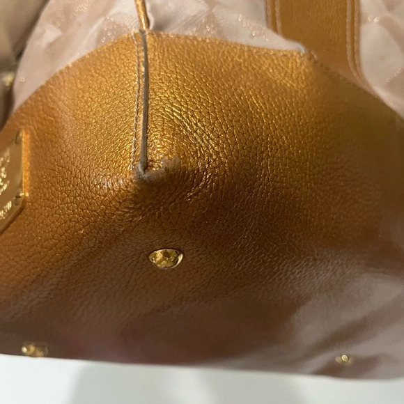 MCM Bag - Picture 11 of 16